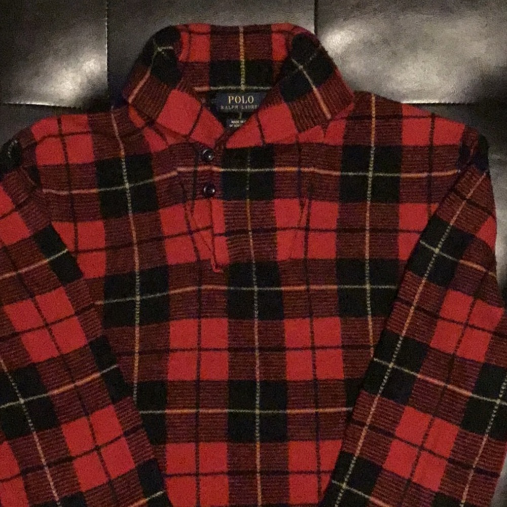 Vintage Scottish Yarn Polo pull over.